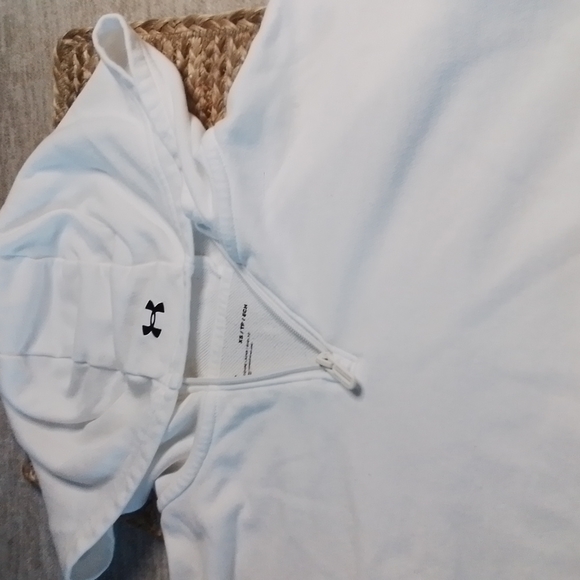 ua Sweatshirt - Picture 2 of 4